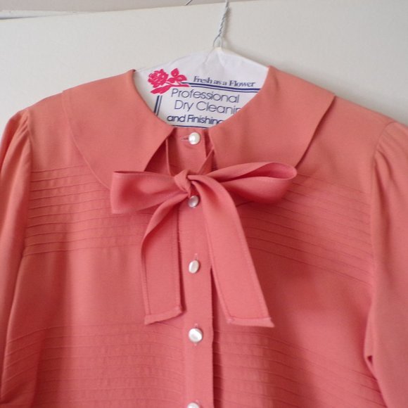 VINTAGE Cacharel Women's Peach Blouse - Picture 9 of 16